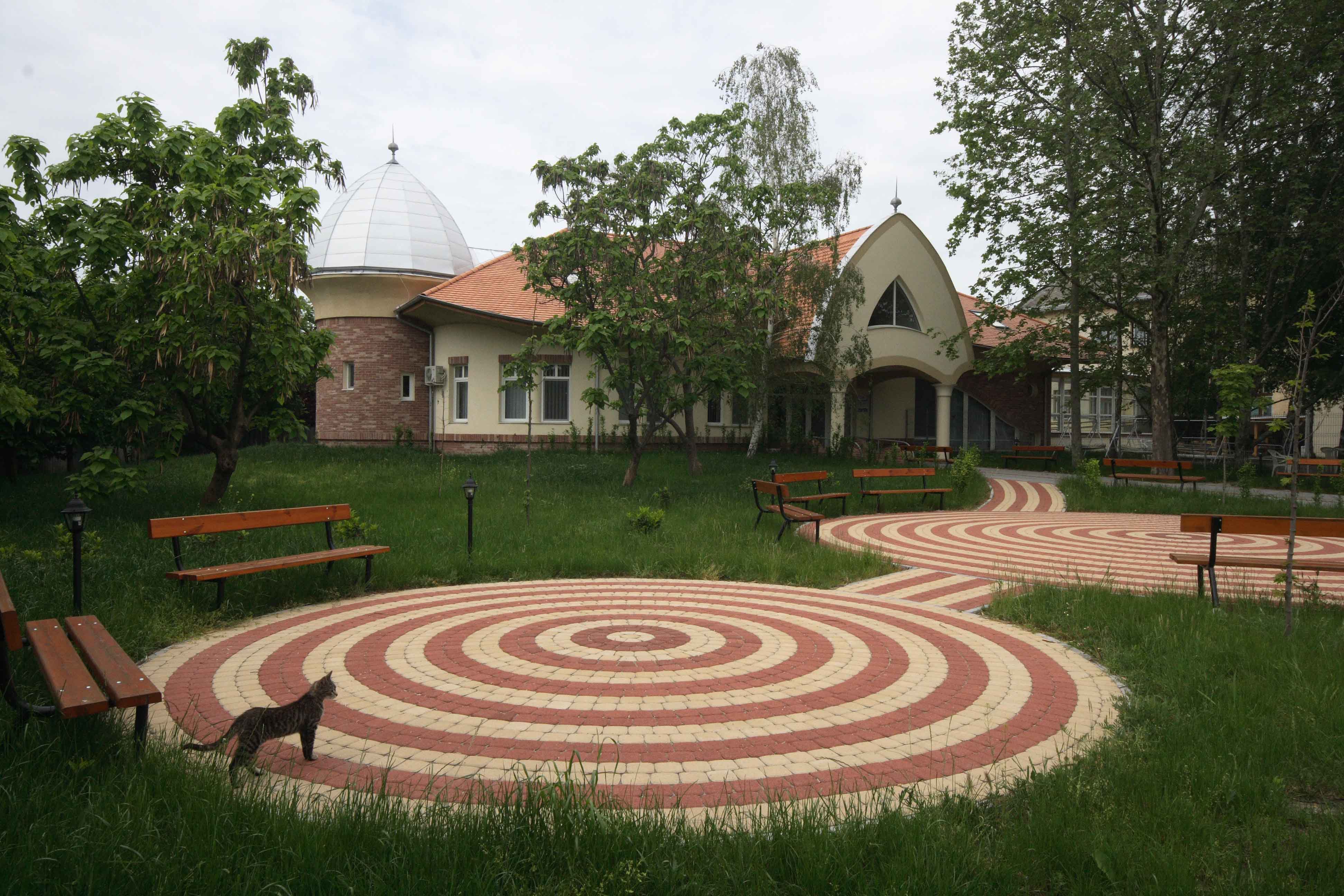 Kalocsa - Fogyatékosok otthona Kalocsa